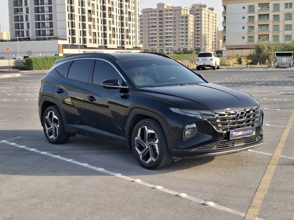 Car image 3