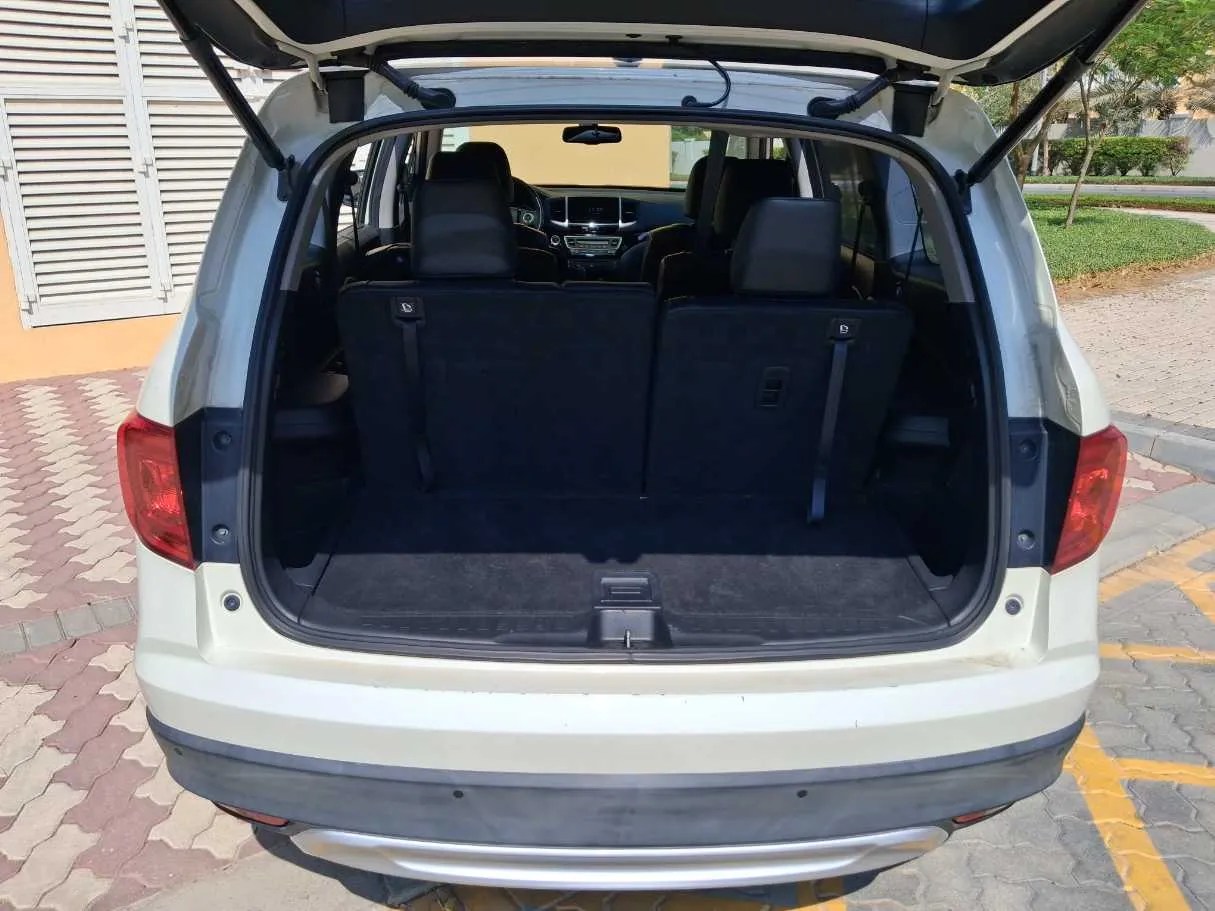 Car image 21