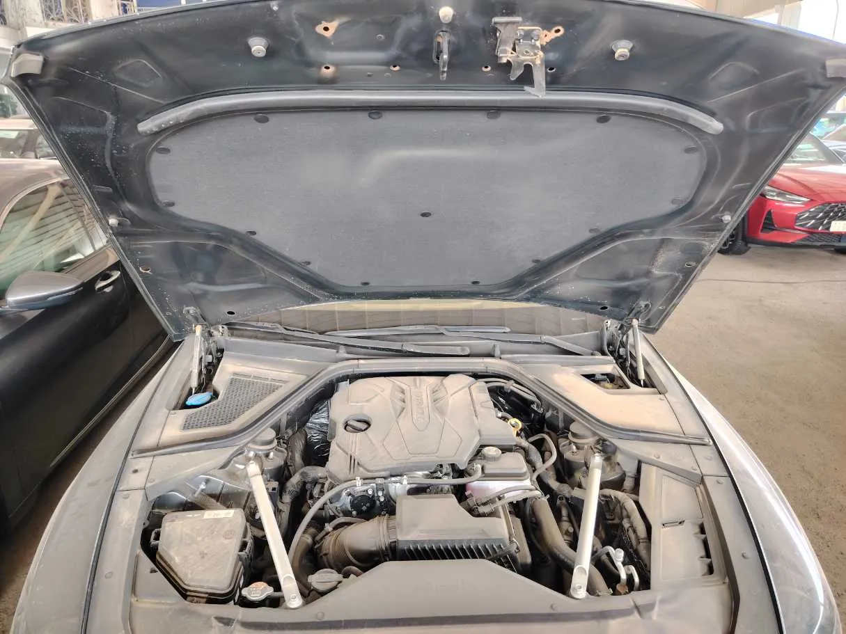 Car image 37