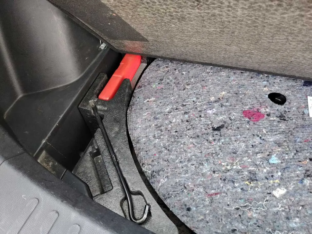 Car image 44