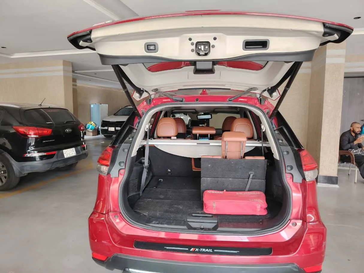 Car image 29
