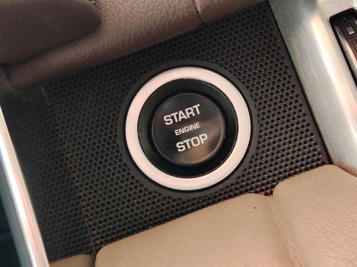 Car image 31