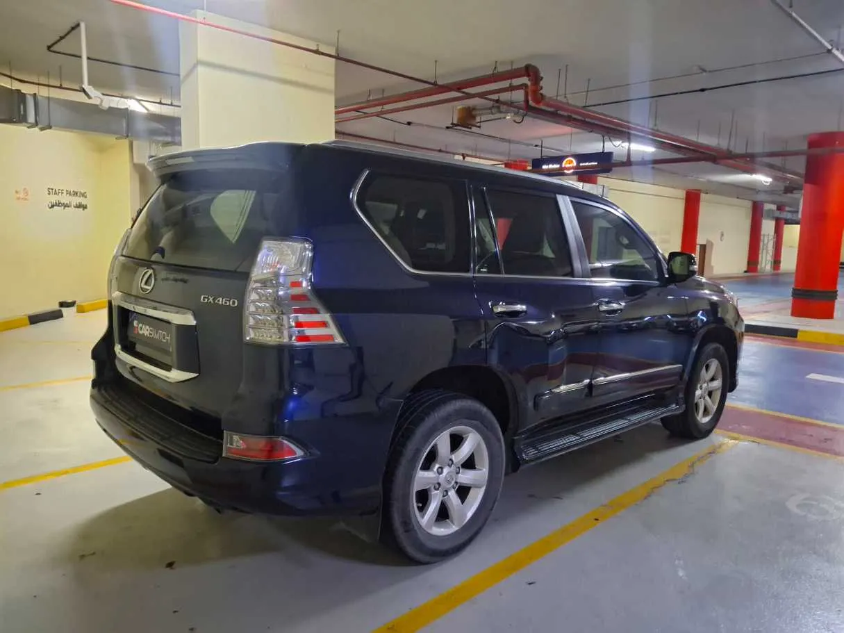 Car image 7
