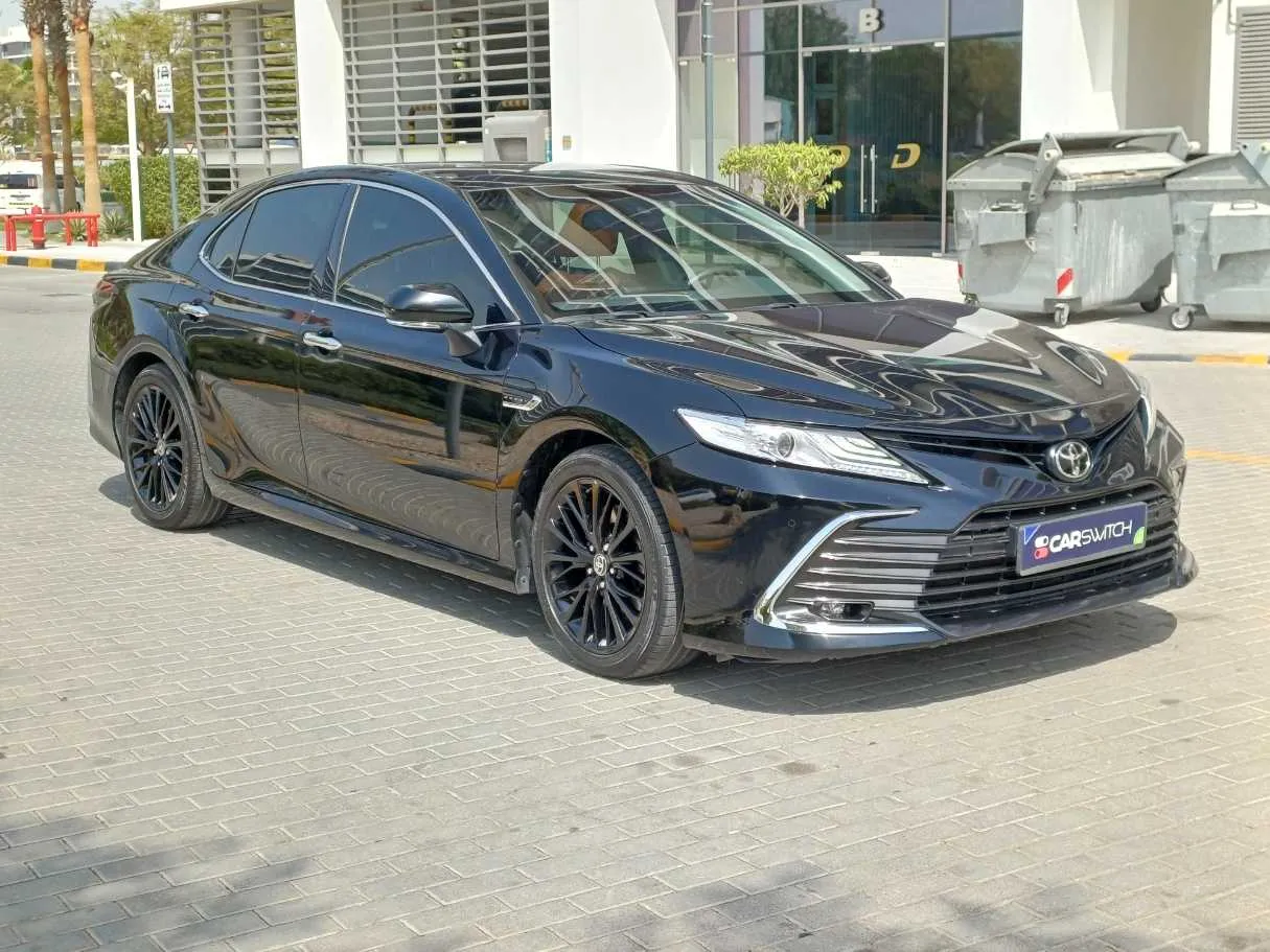 Car image 3