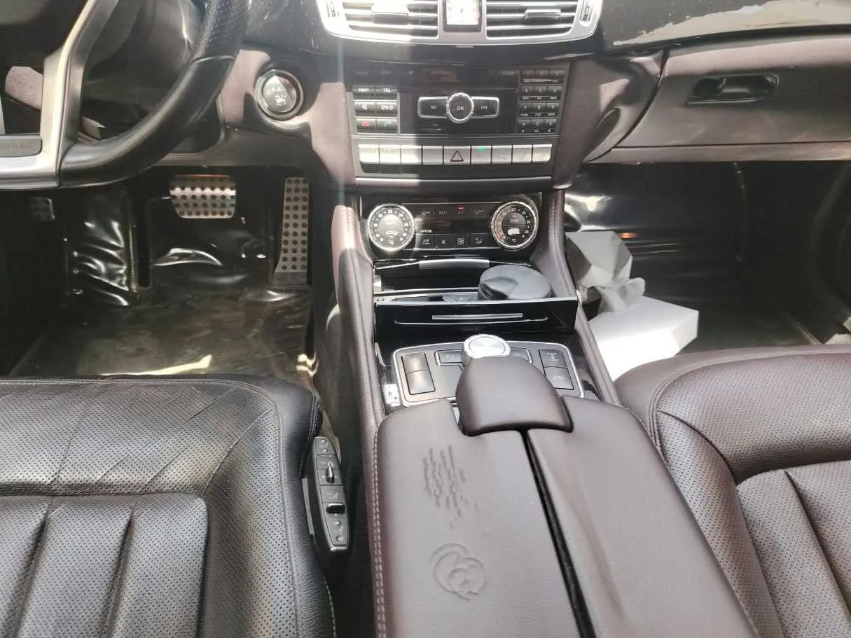 Car image 49