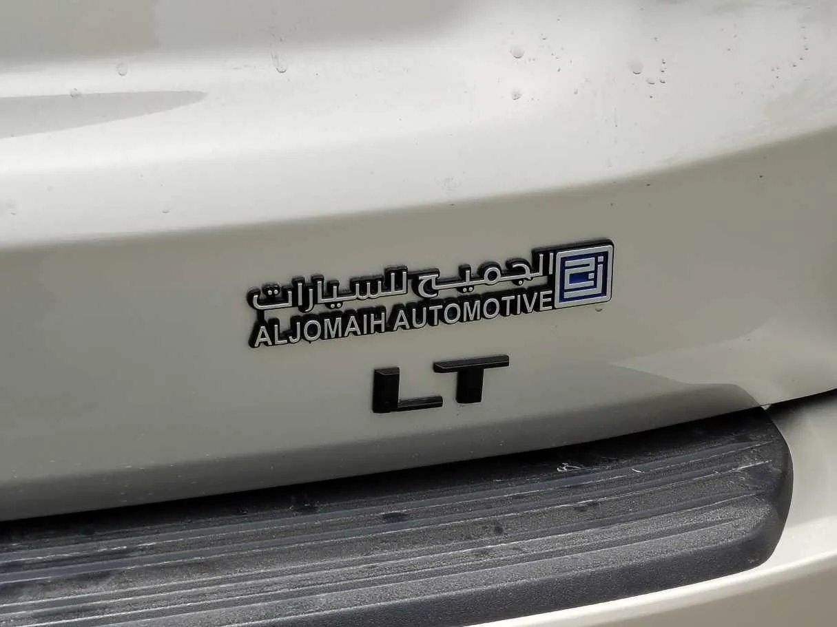 Car image 35