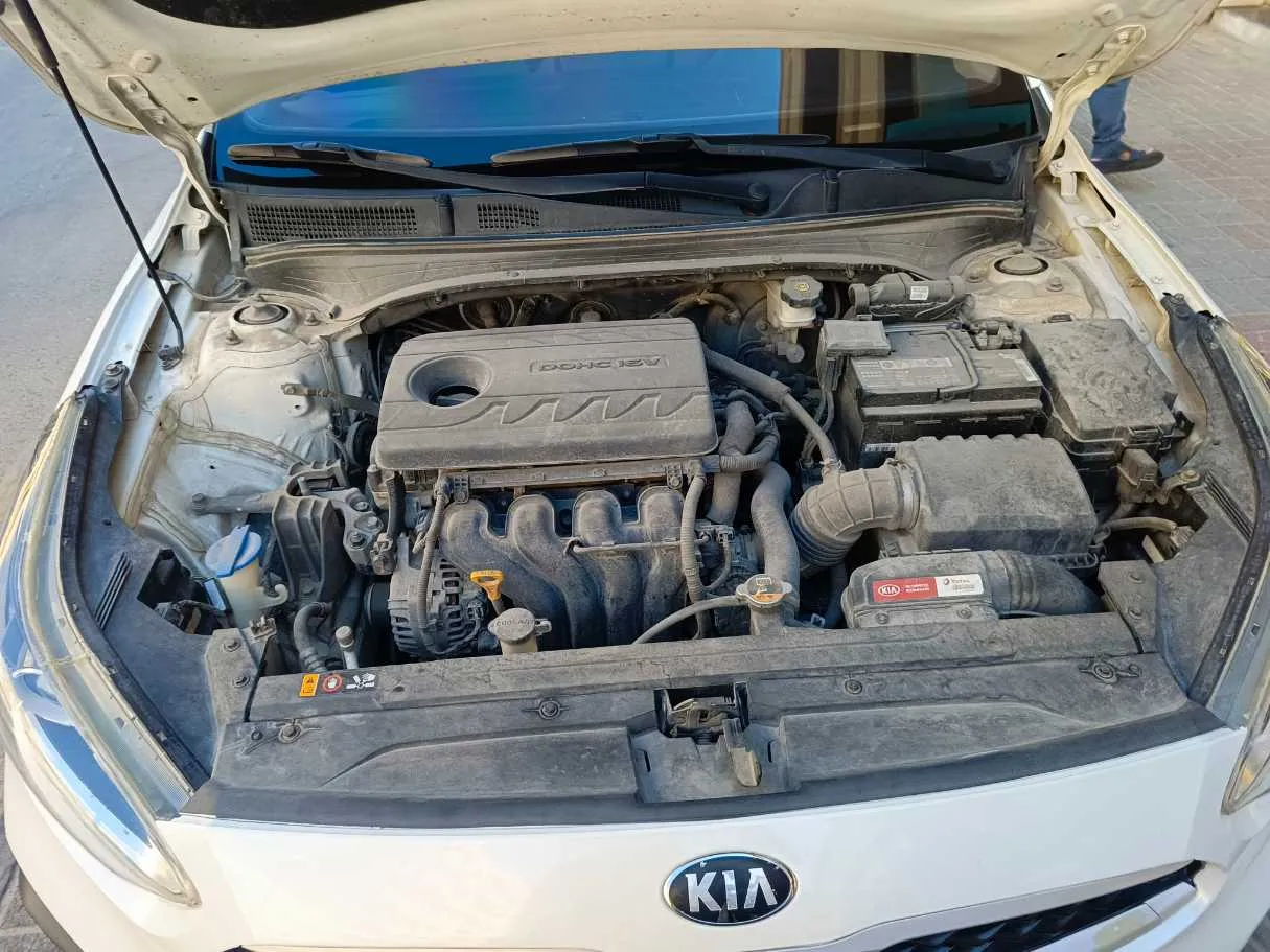 Car image 32