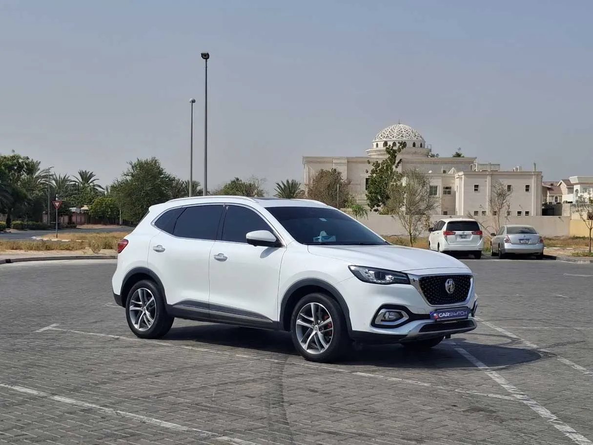Car image 3