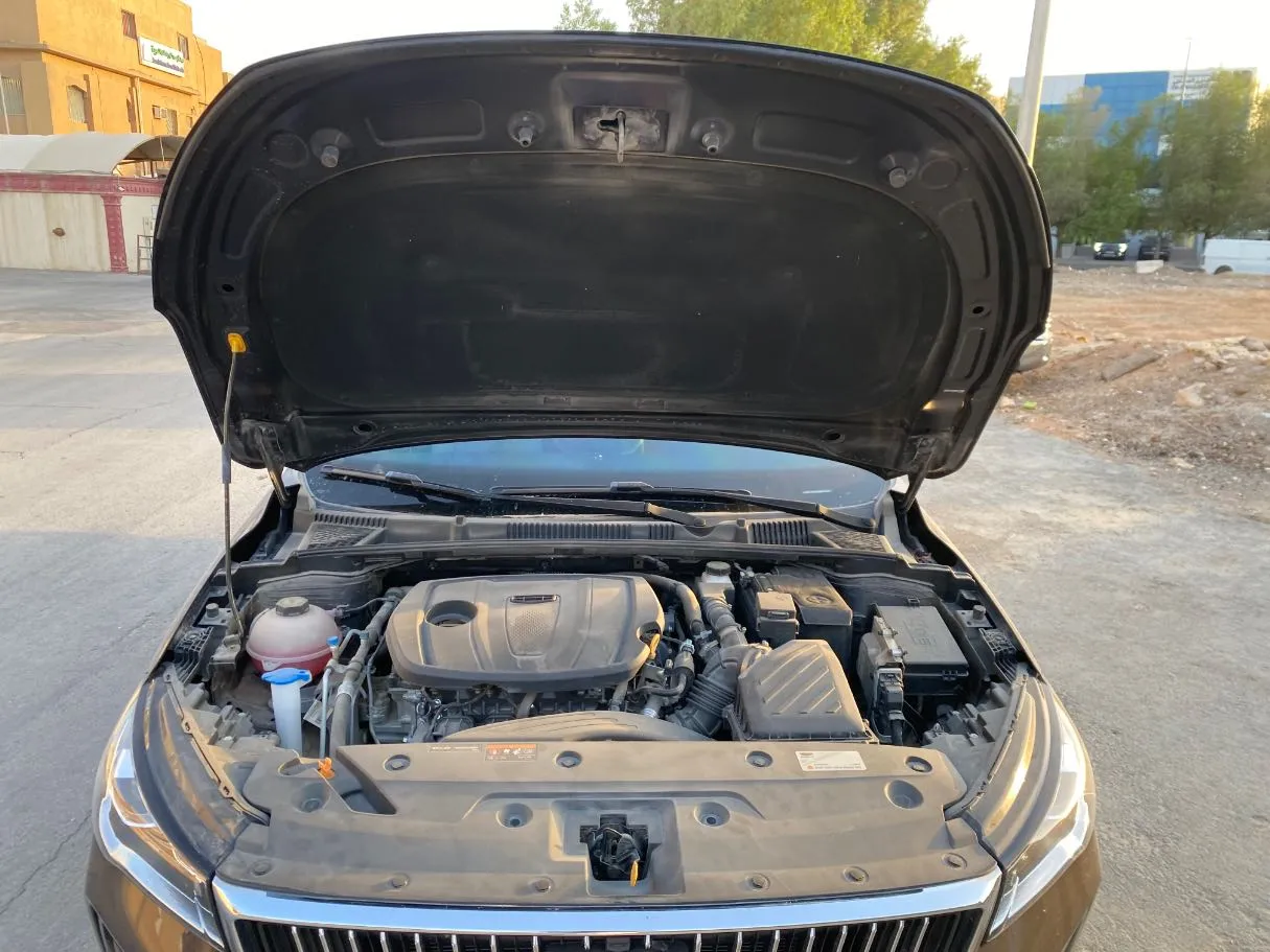 Car image 28