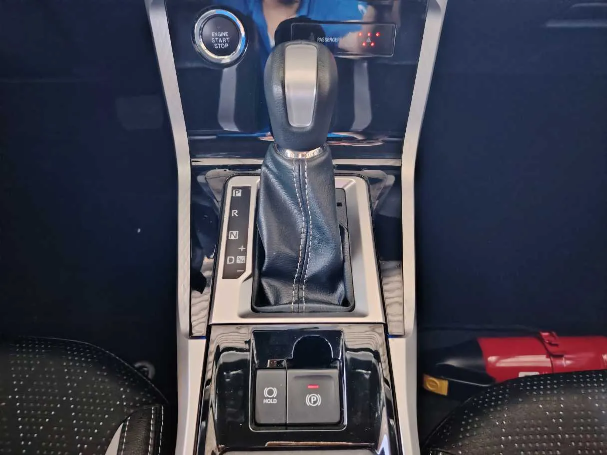 Car image 23