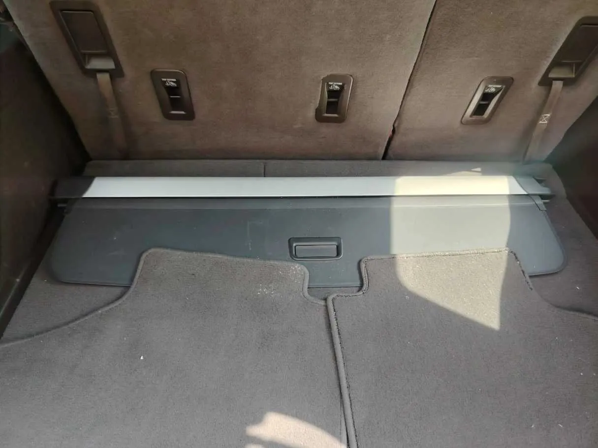 Car image 41