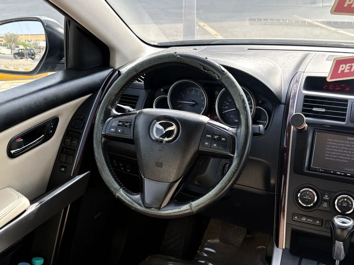 Car image 21
