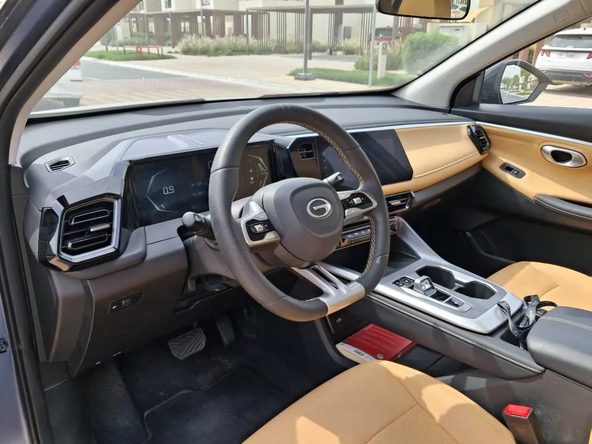 Car image 11