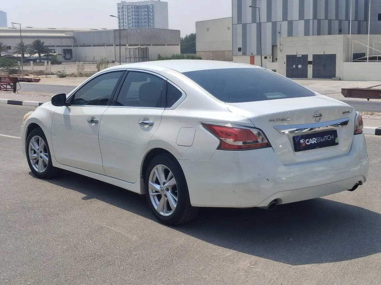 Car image 7