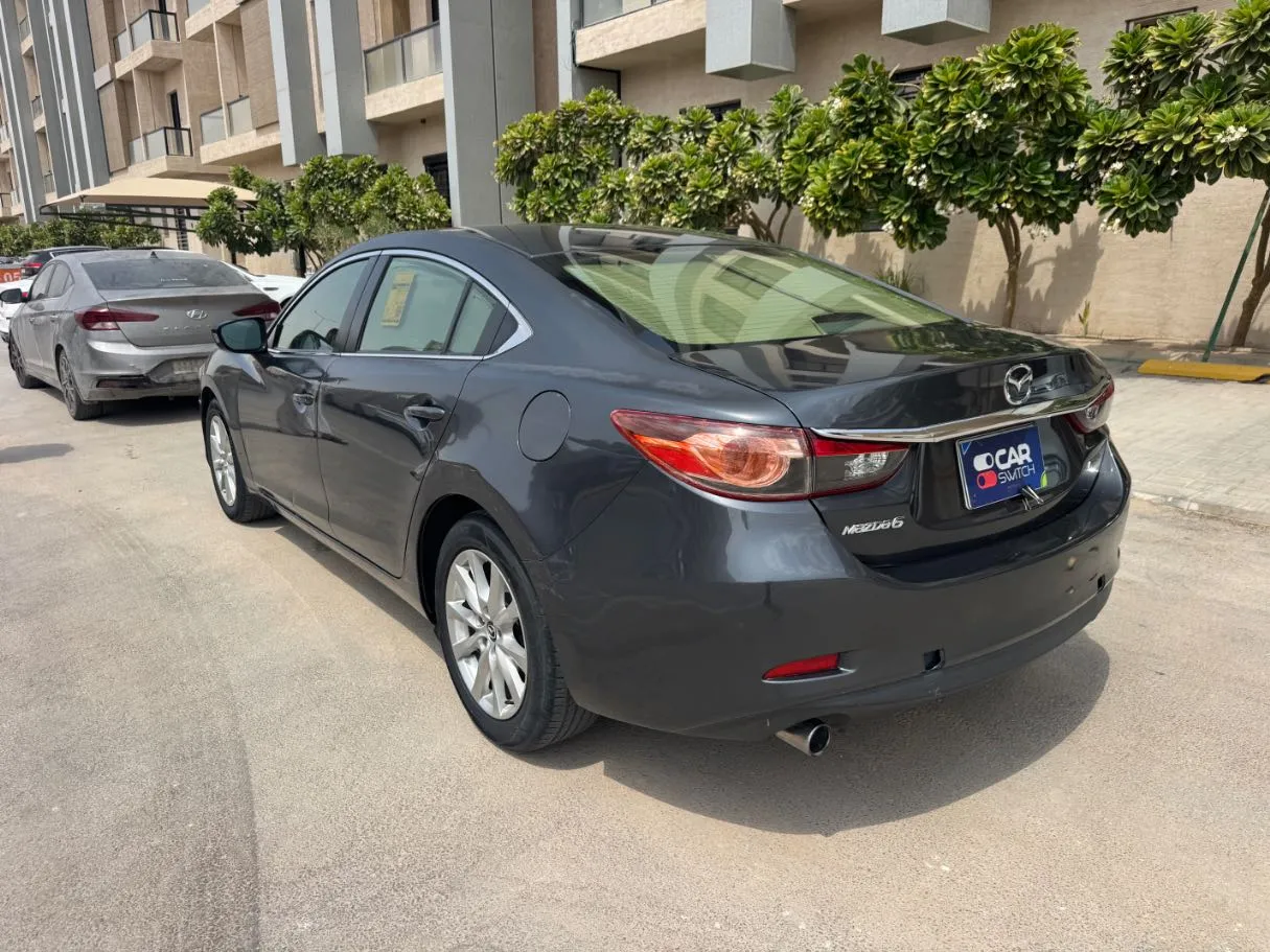 Car image 7
