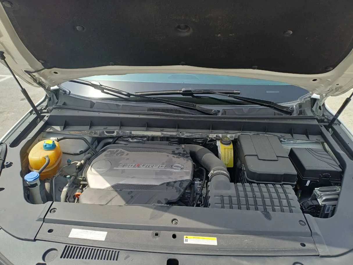 Car image 28