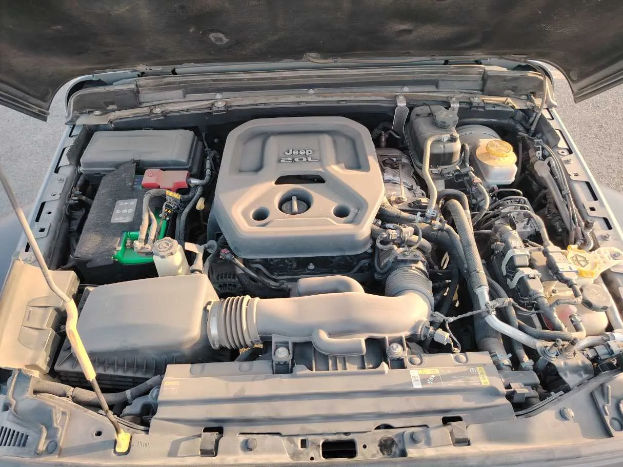 Car image 29