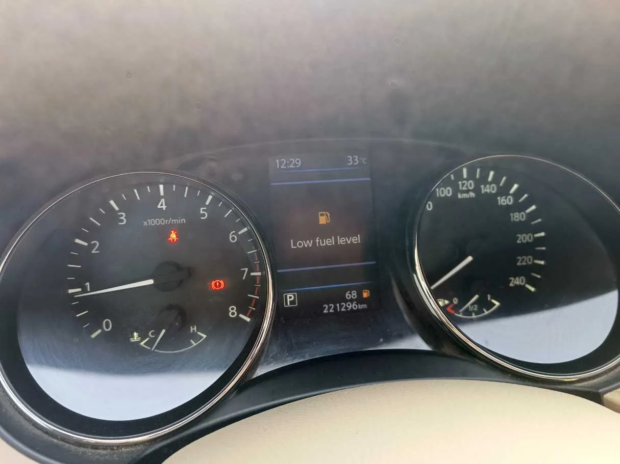 Car image 23