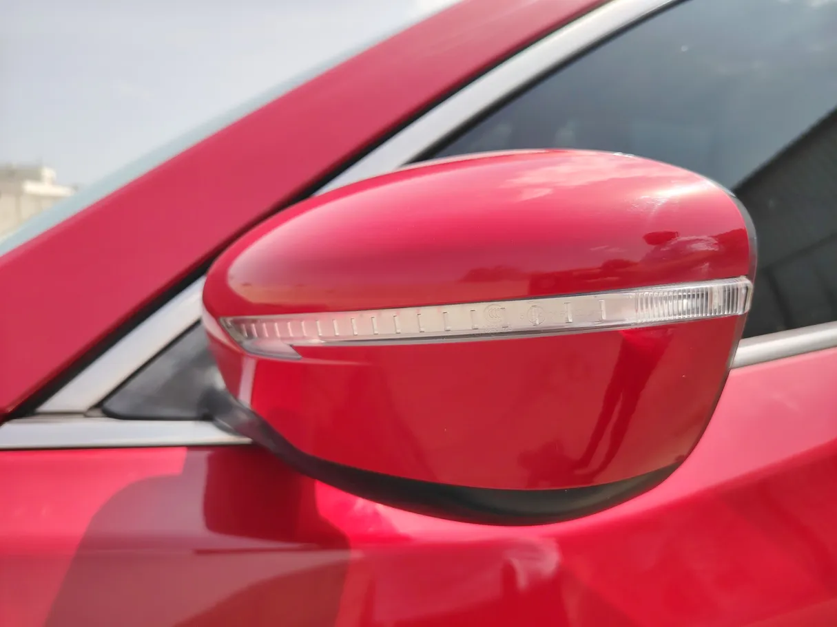 Car image 29