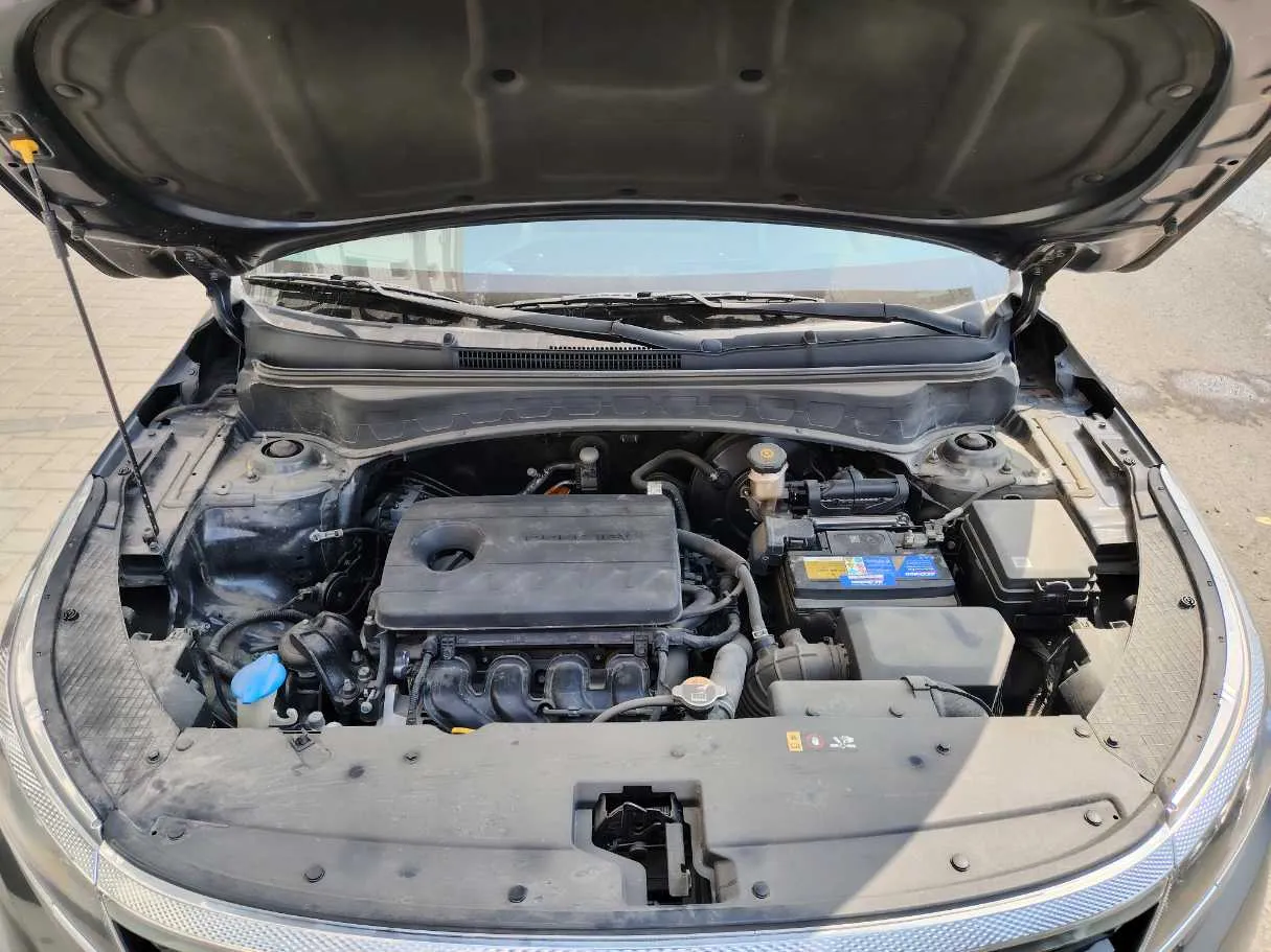 Car image 38