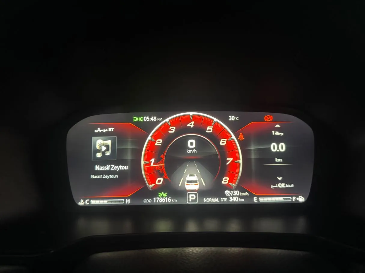 Car image 17