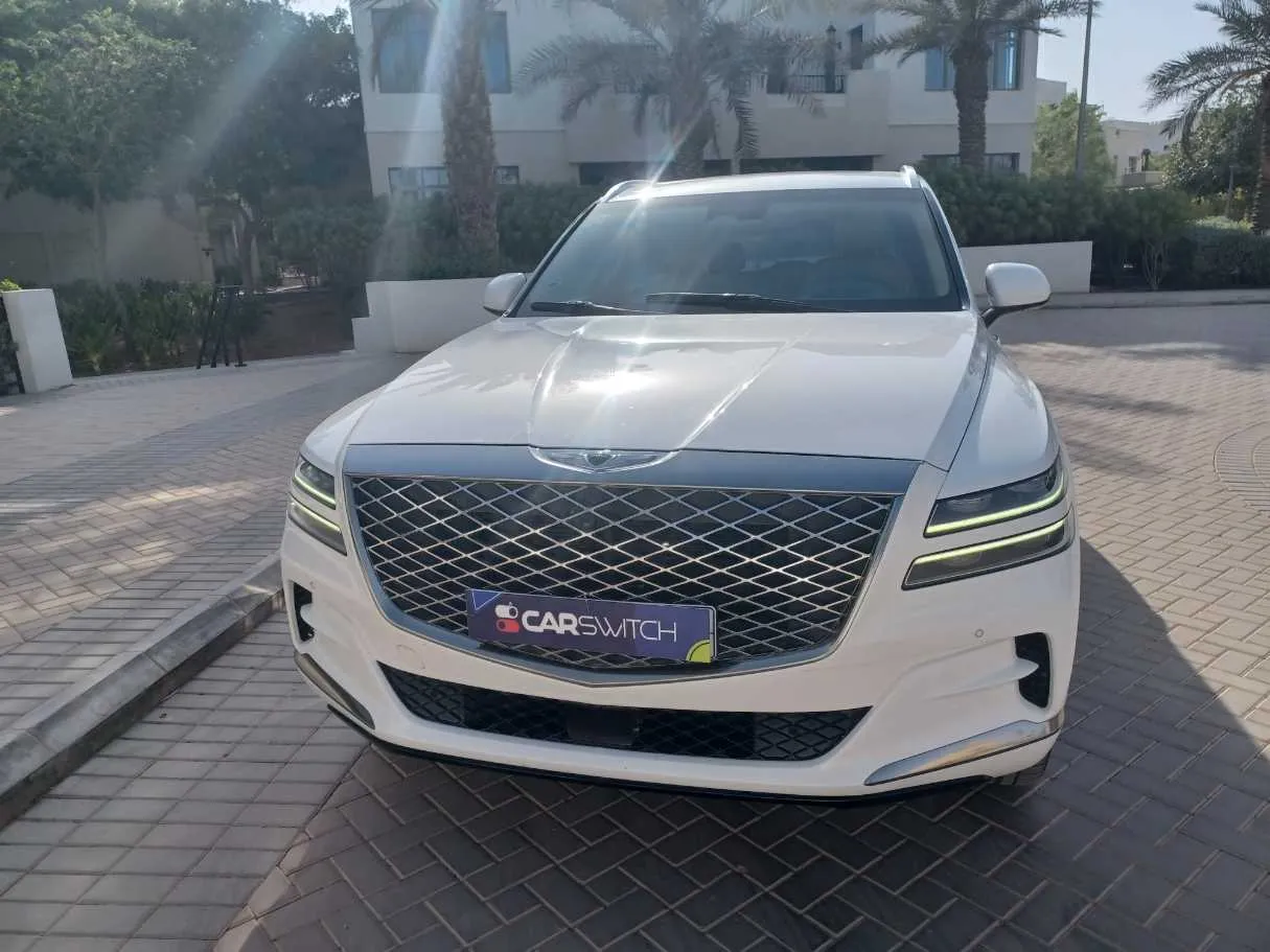 Car image 2
