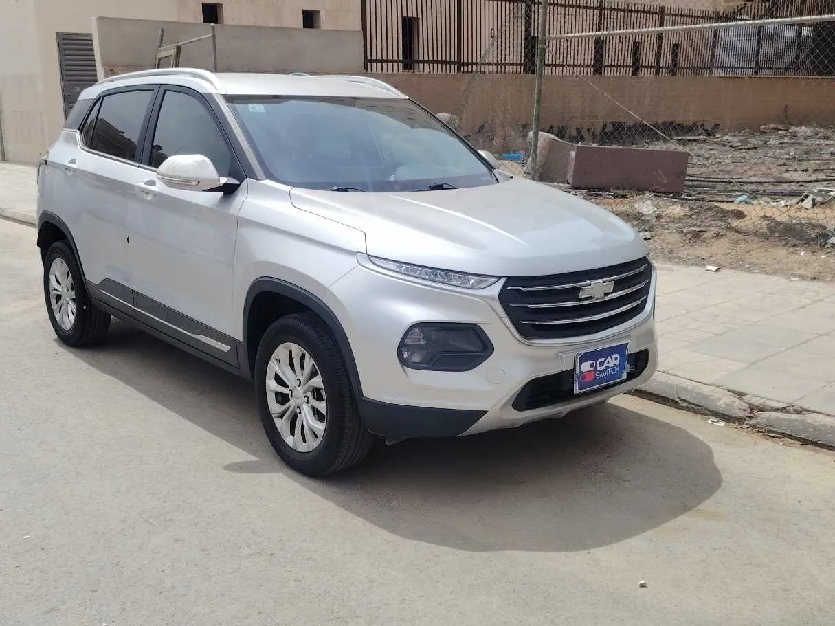 Car image 3