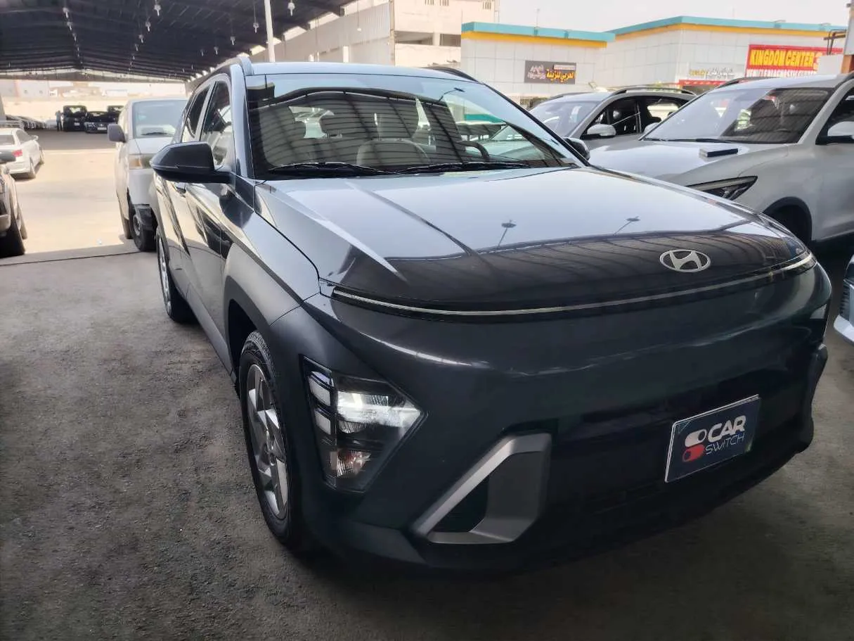 Car image 3
