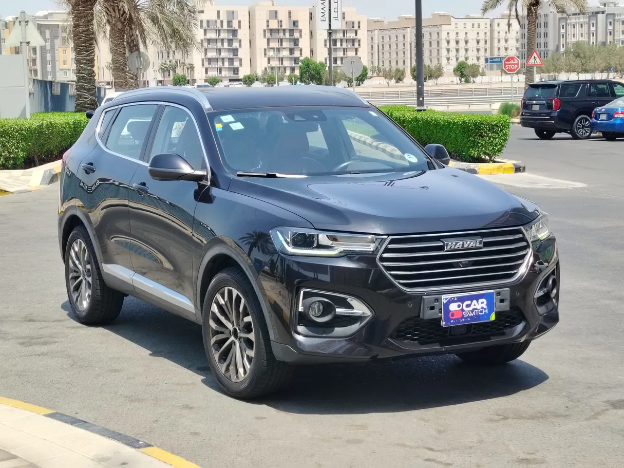 Car image 3