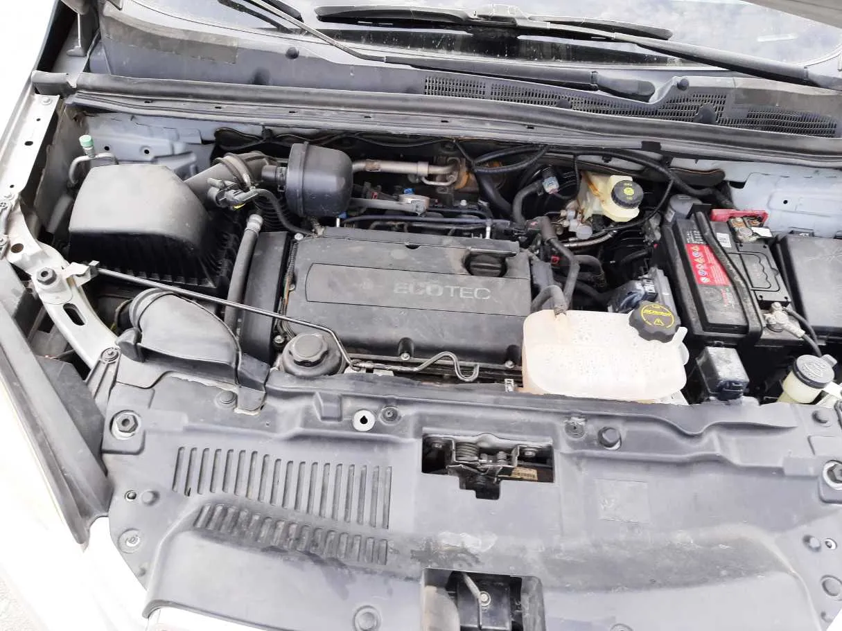 Car image 17