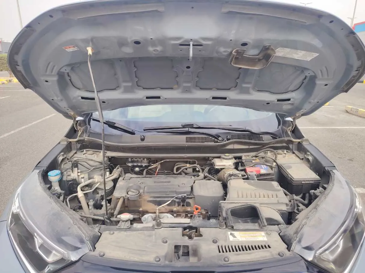 Car image 30