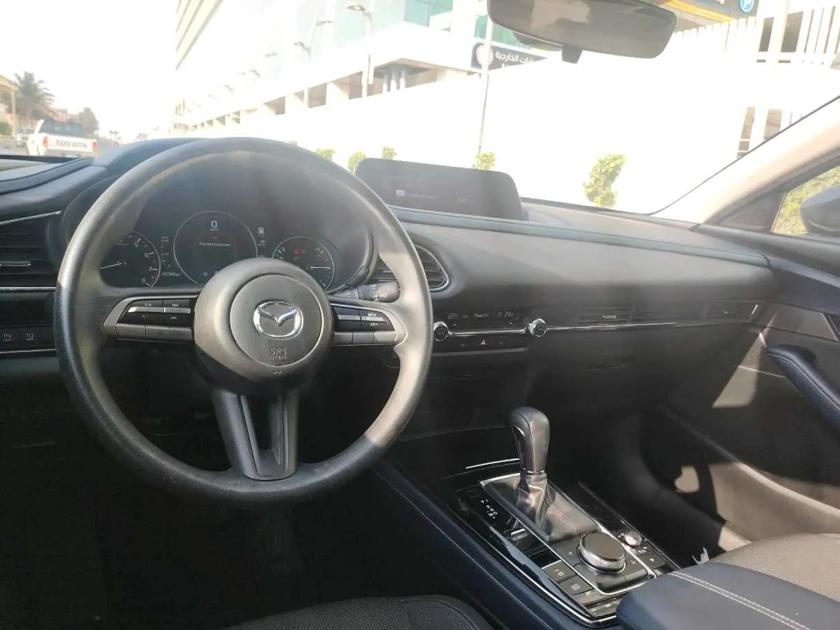 Car image 23