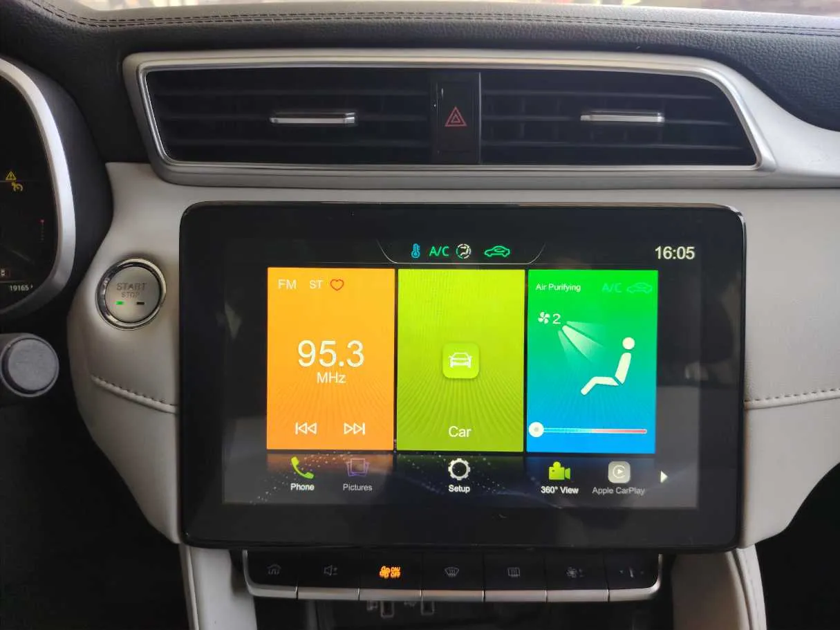 Car image 25
