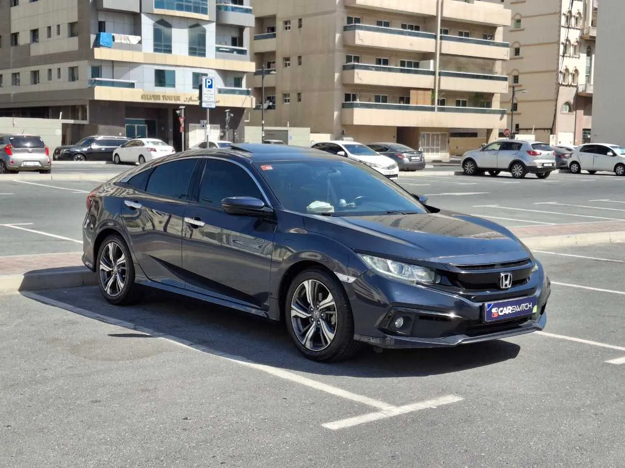 Car image 3