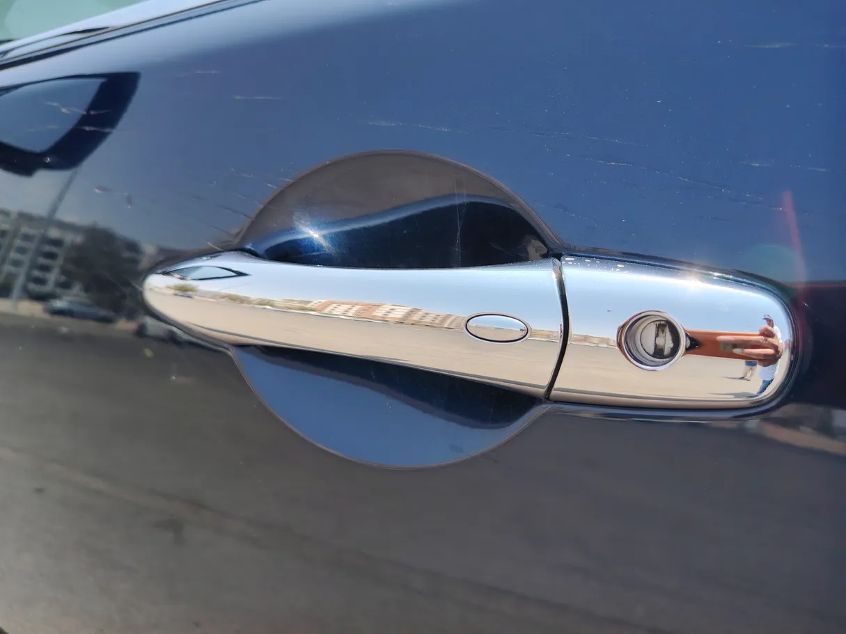 Car image 40