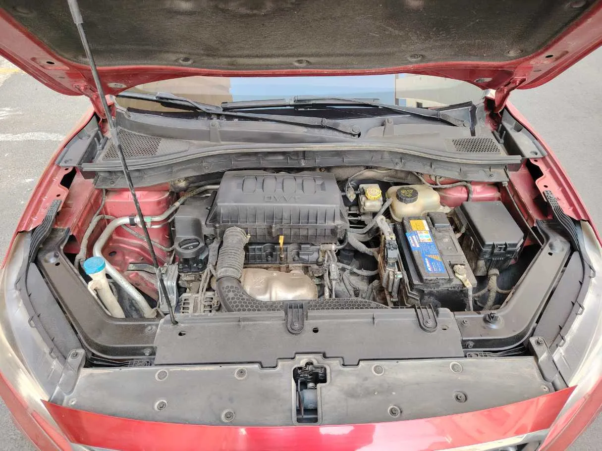 Car image 30