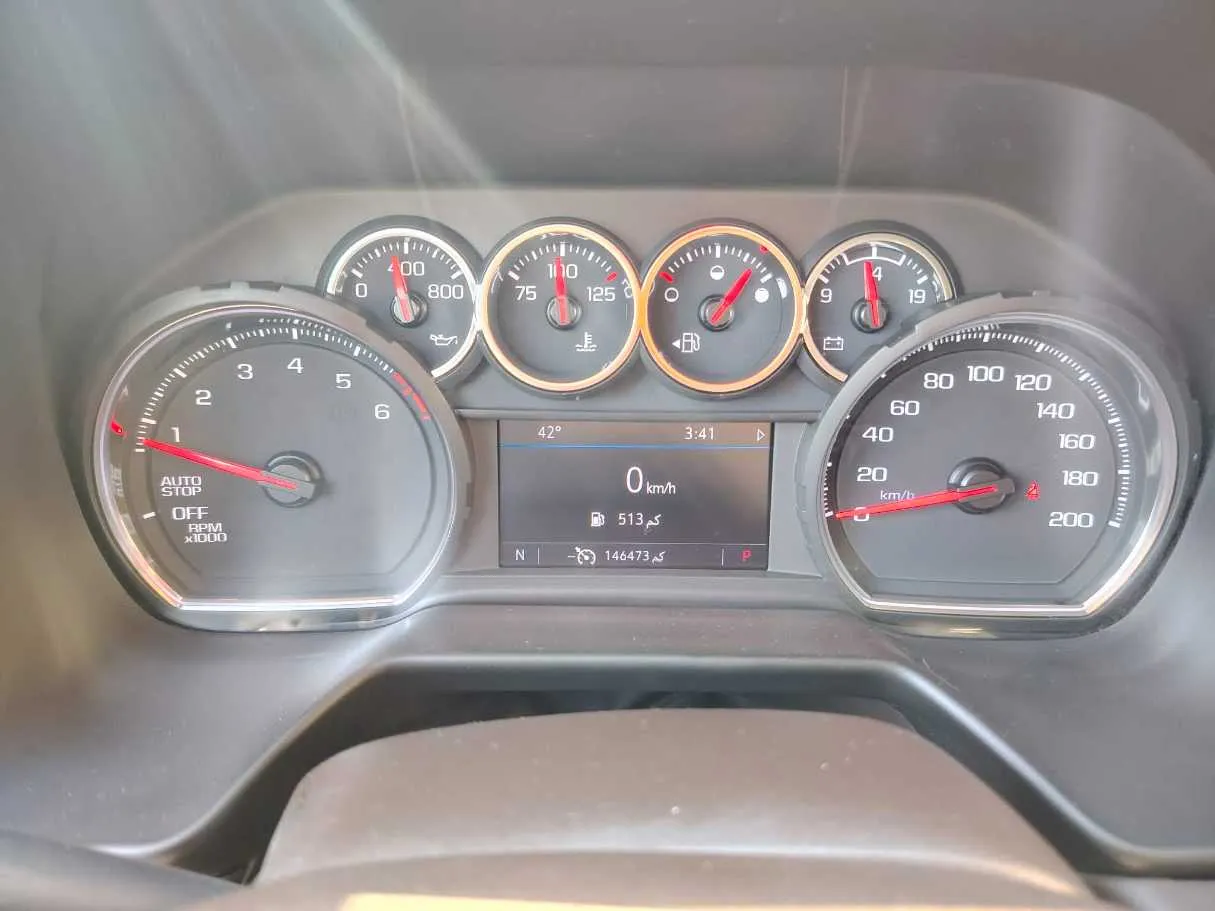 Car image 30