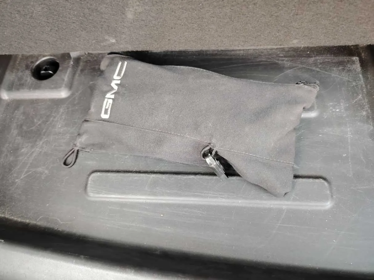 Car image 47