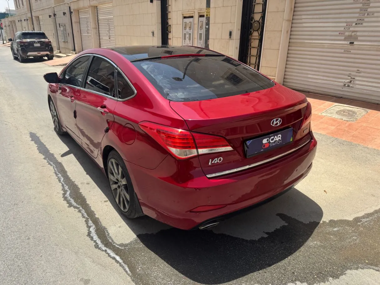 Car image 7