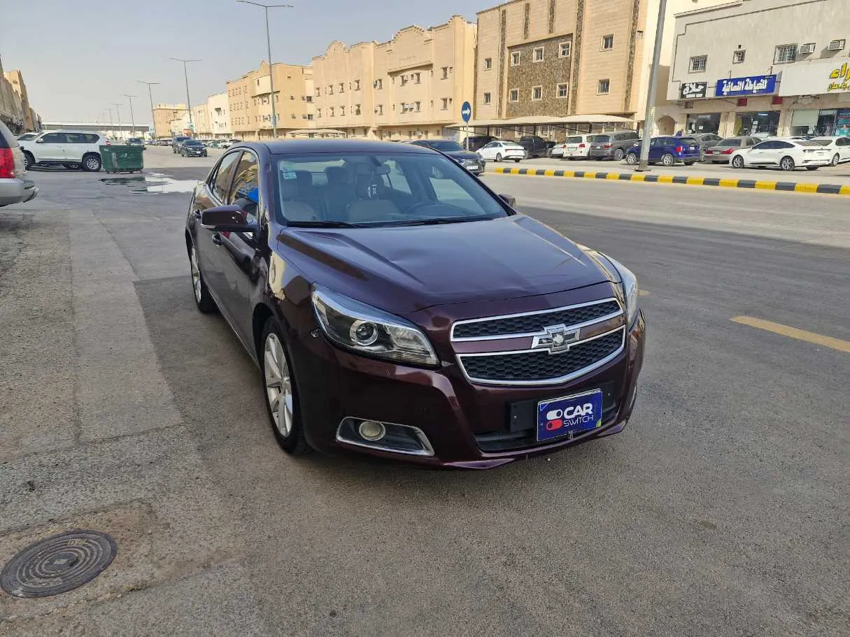 Car image 3
