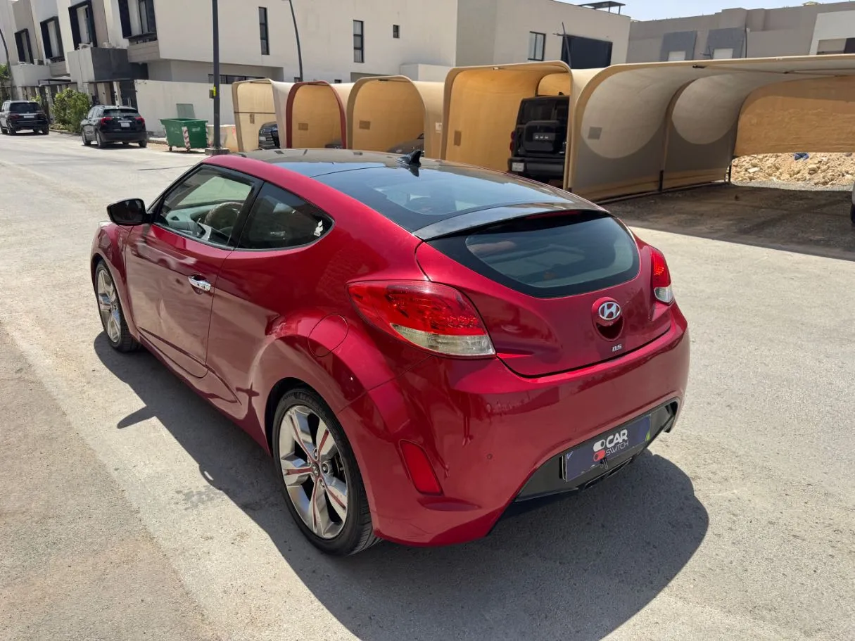 Car image 7