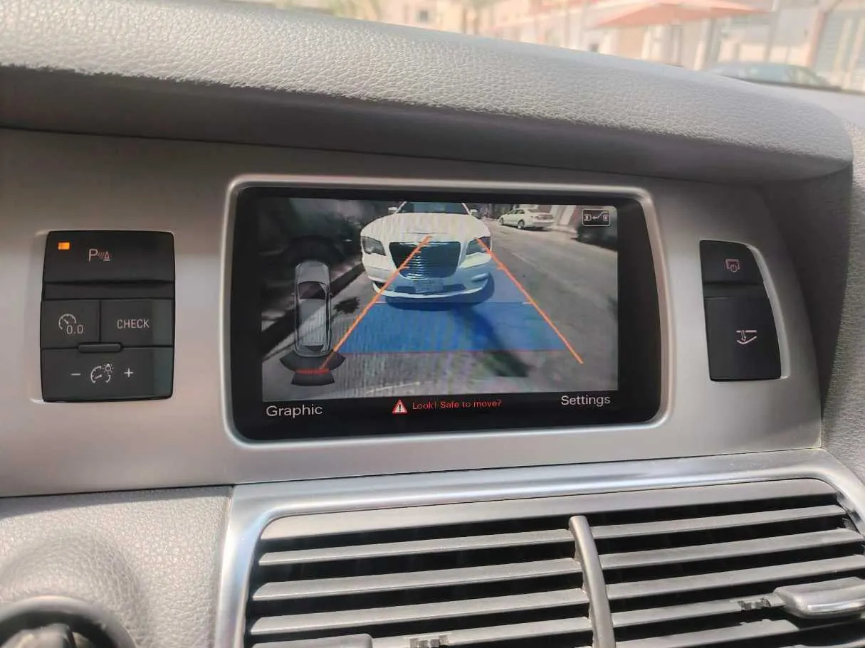 Car image 46