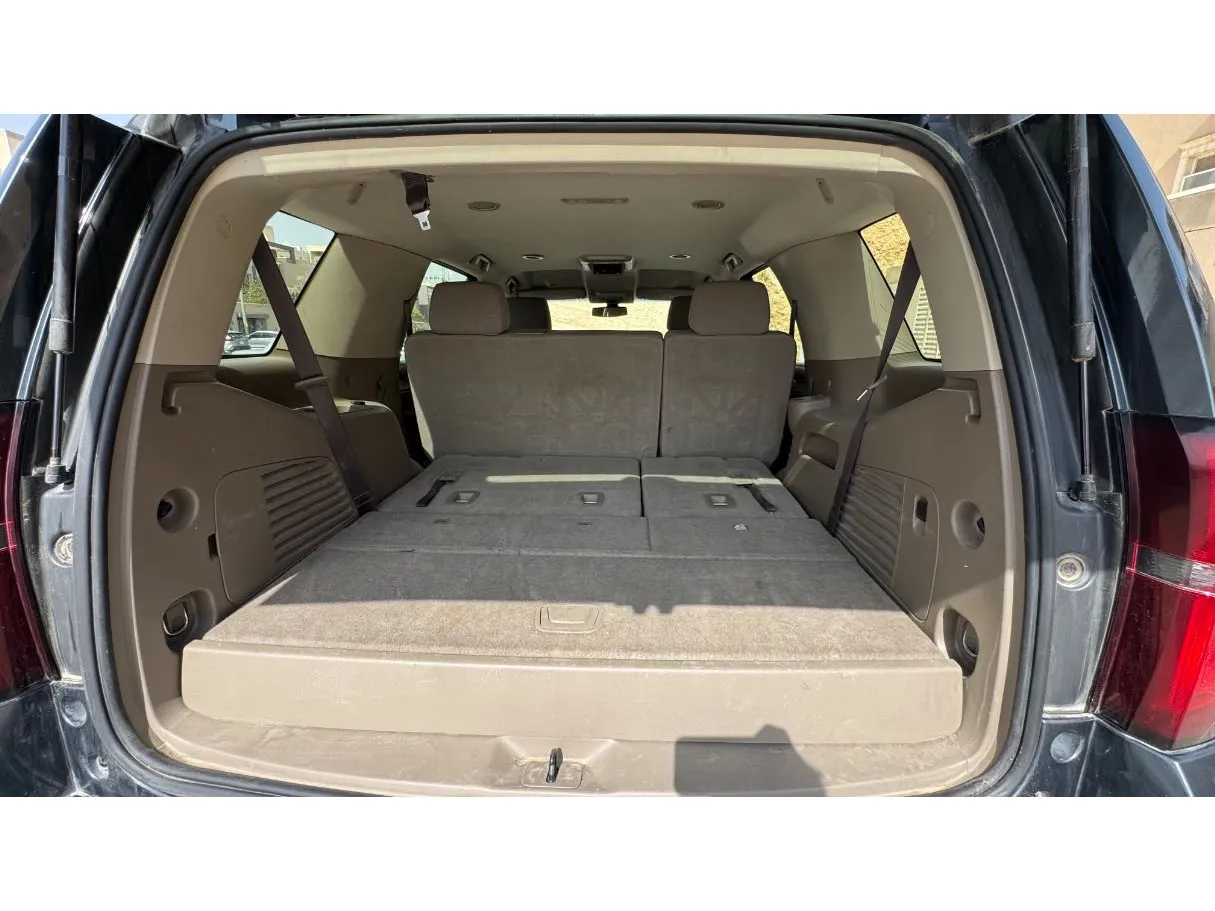 Car image 23