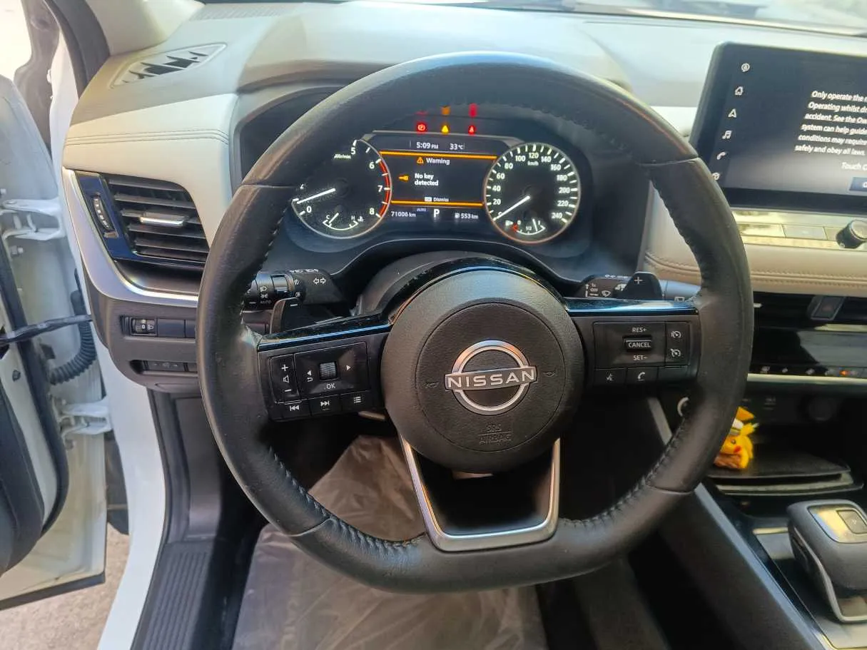 Car image 24