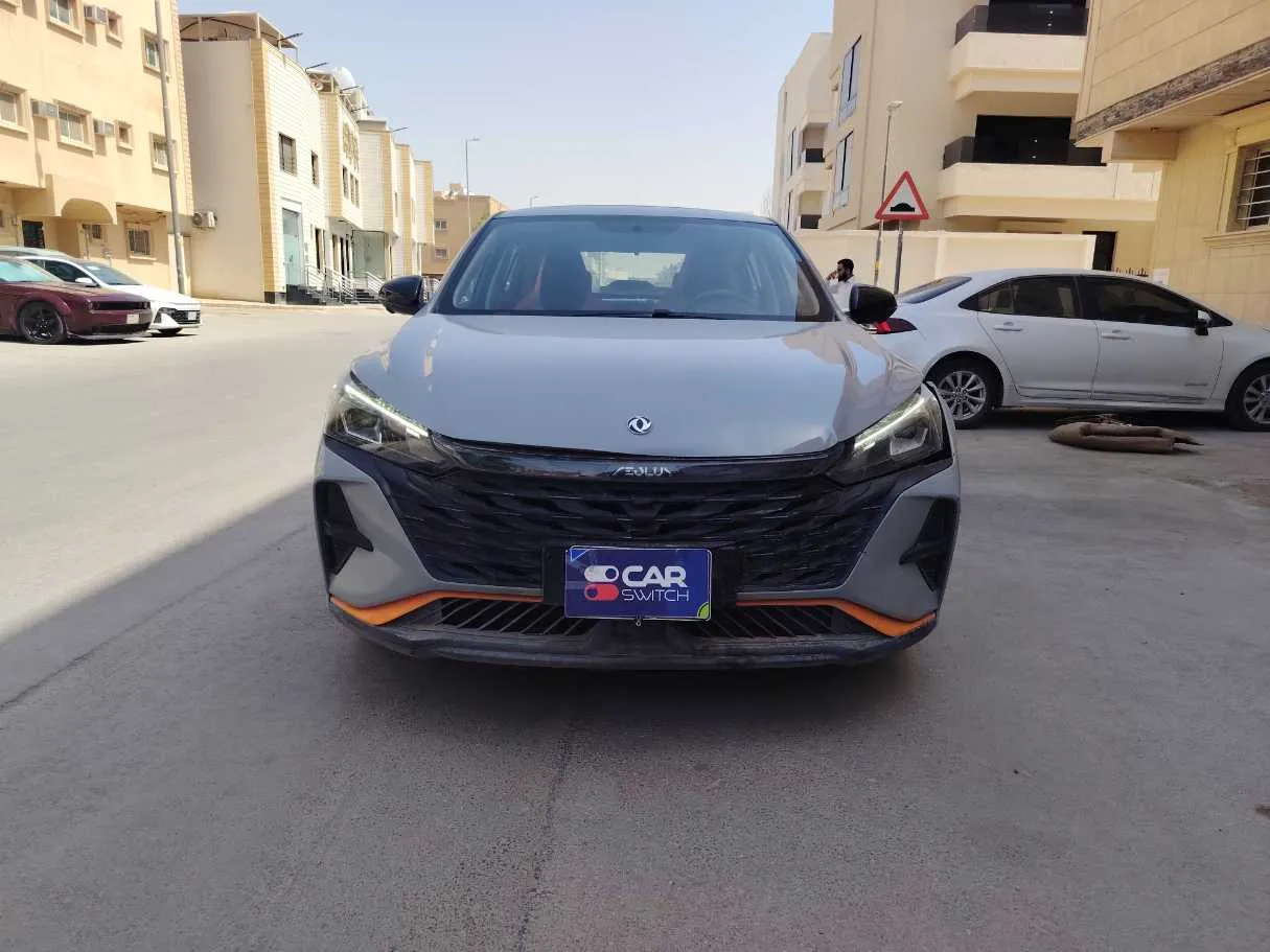 Car image 2