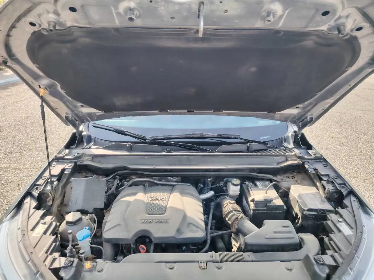 Car image 33