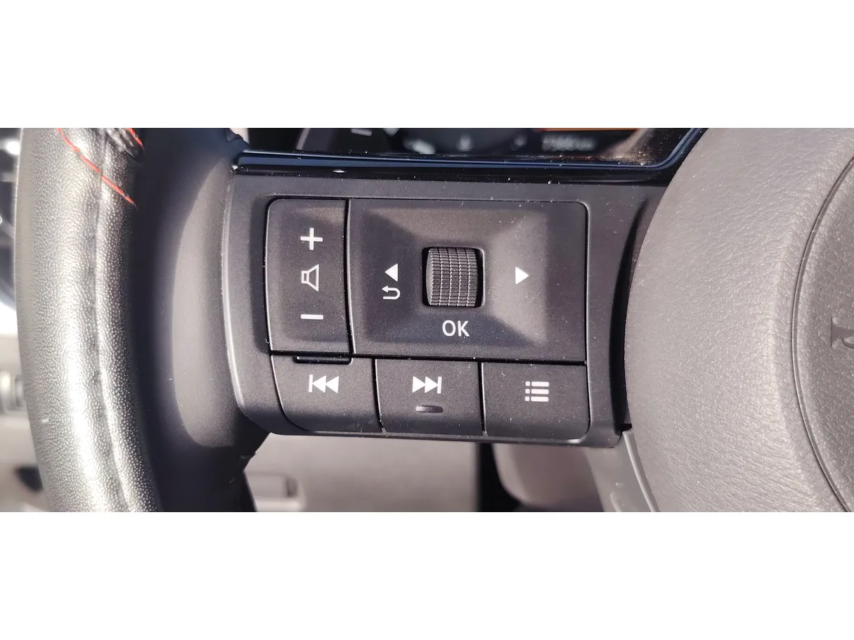 Car image 36