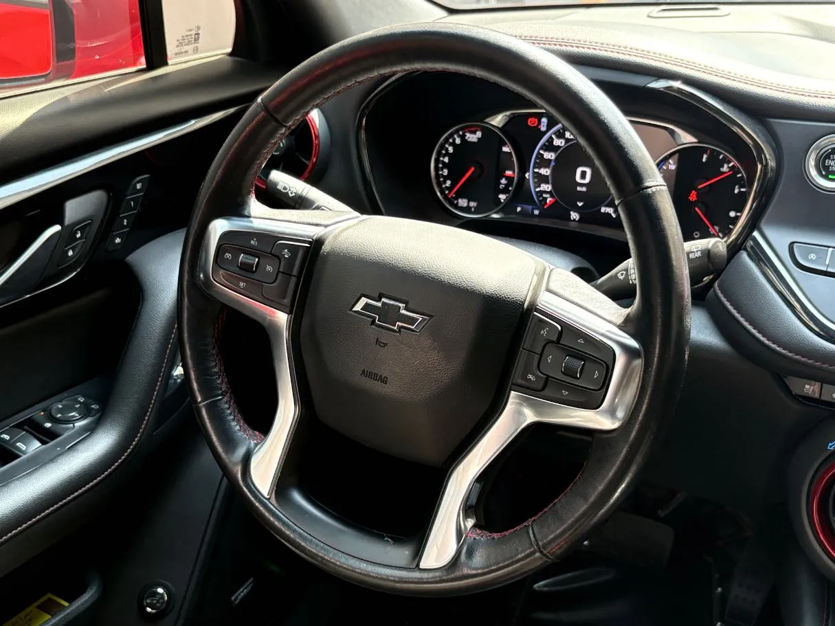 Car image 22