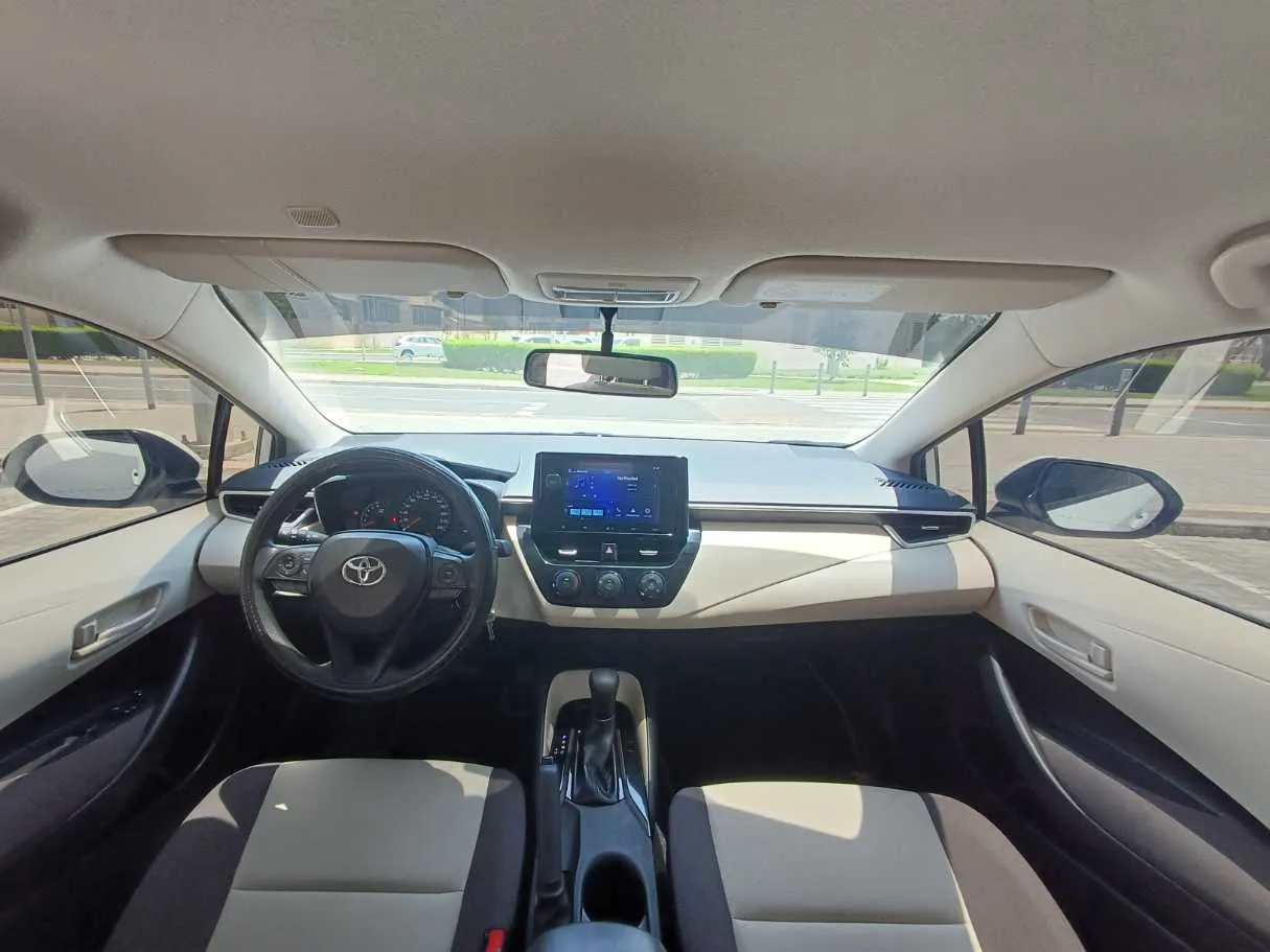 Car image 16