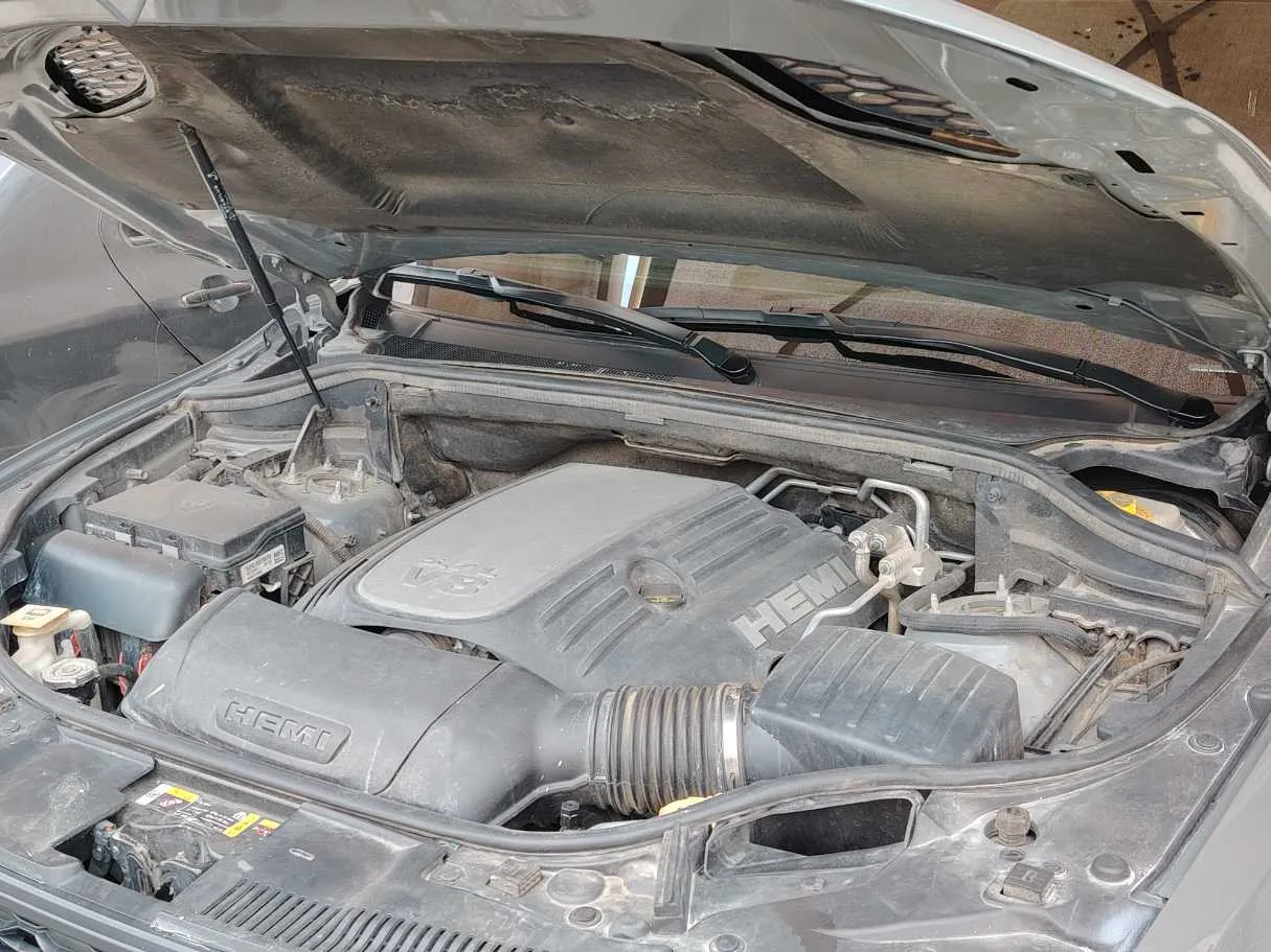 Car image 39